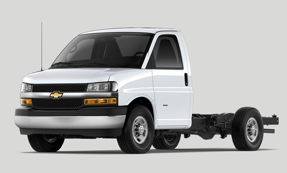 Fleet Work Vans – Passenger & Cargo Vans | GM Envolve Canada