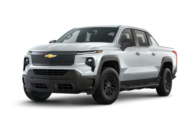  Three-Quarters Front View of the 2025 Chevrolet Silverado EV 4WT